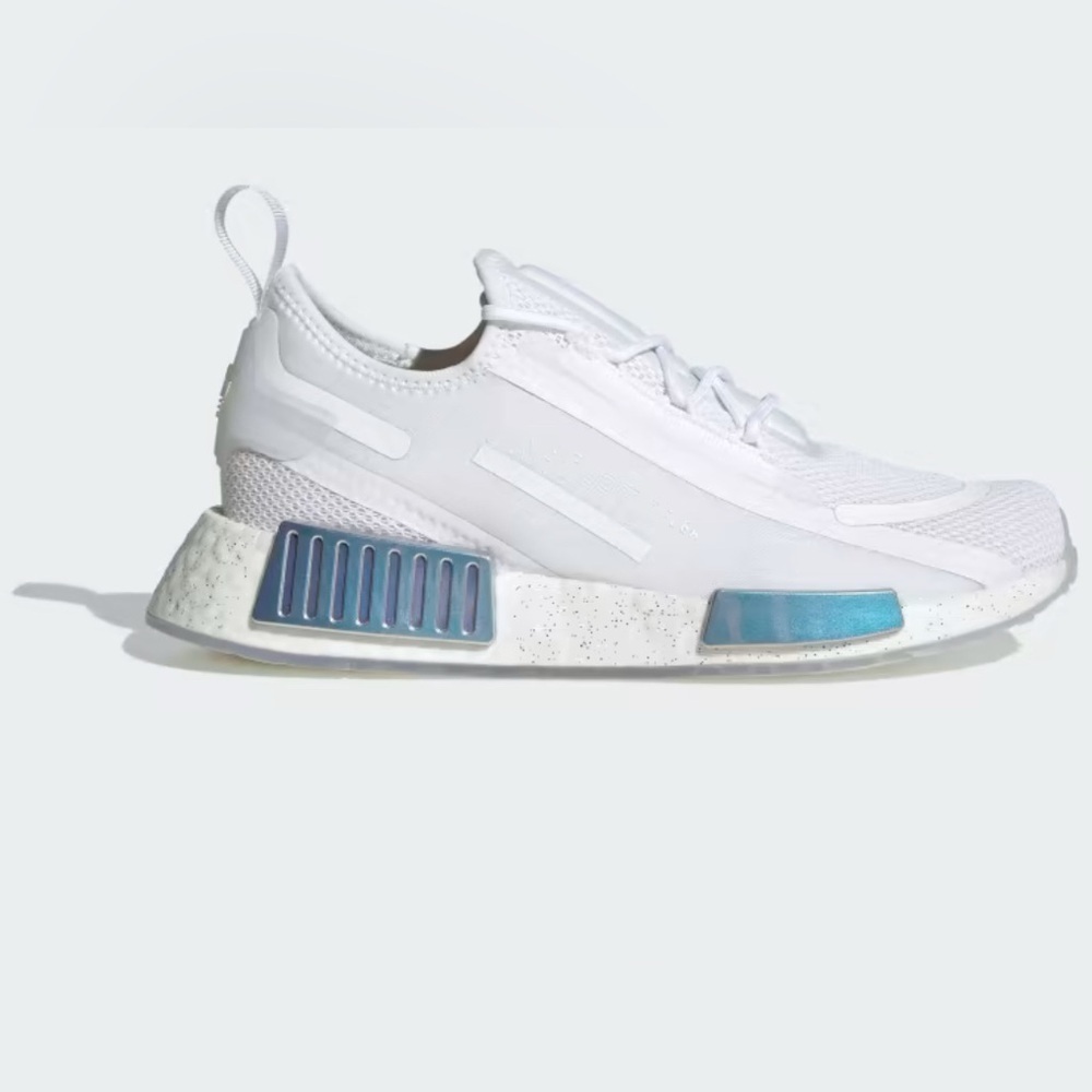 NEW ADIDAS NMD_R1 Spectoo White without box